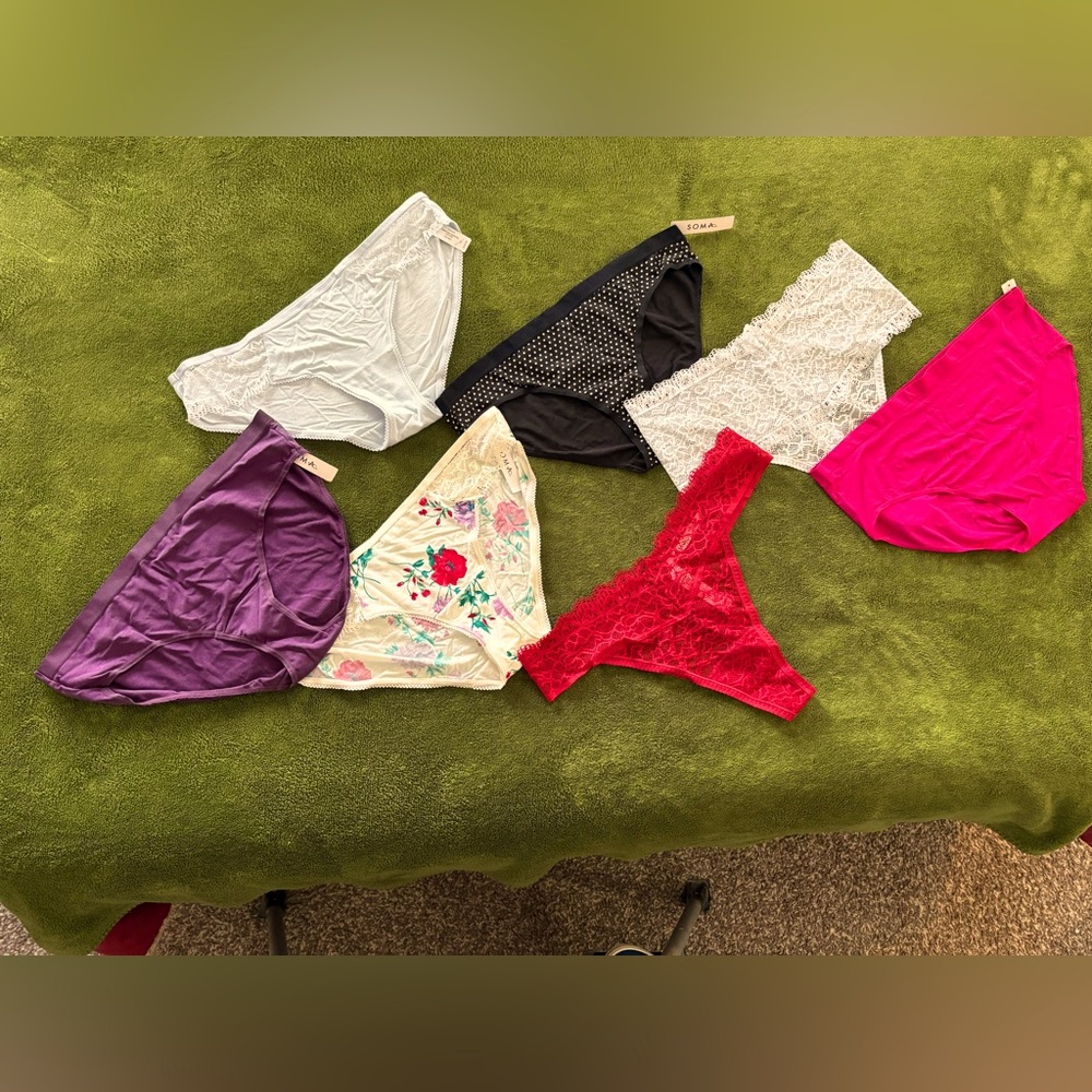 NWT Soma underwear set; size XL